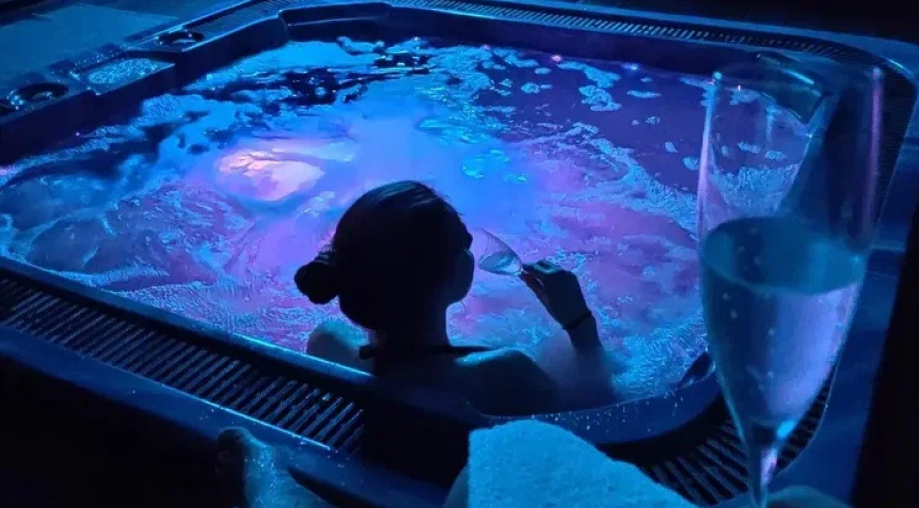 Как установить спа-бассейн (джакузи) в доме?